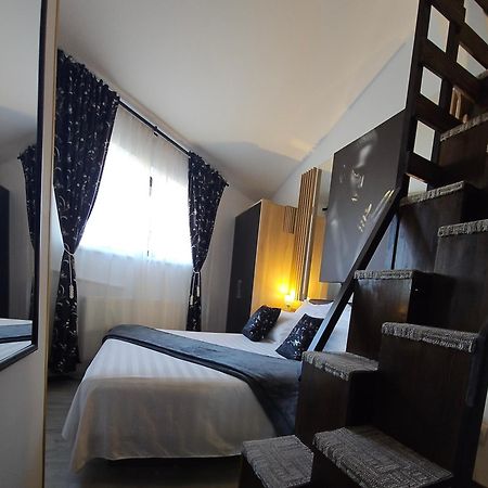Theline Hotell Bucureşti Eksteriør bilde