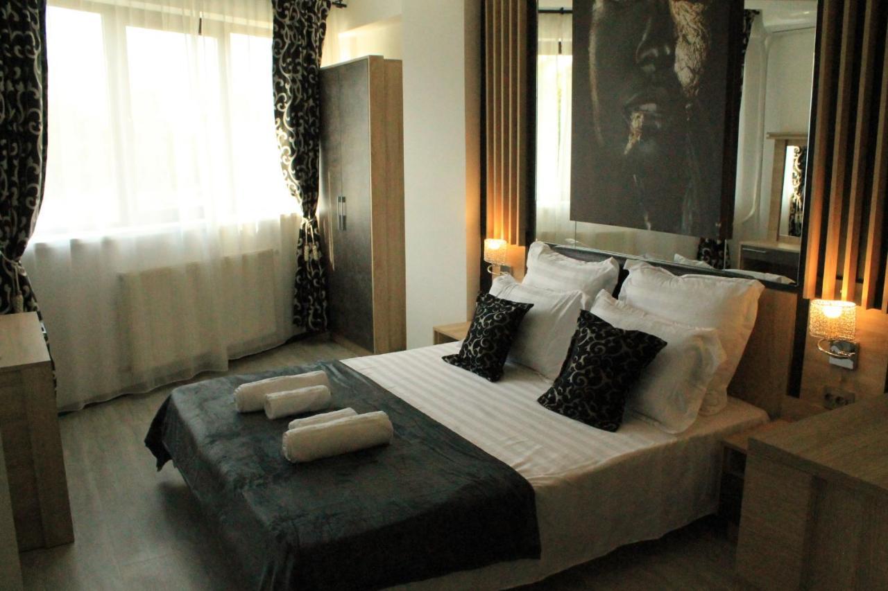 Theline Hotell Bucureşti Eksteriør bilde