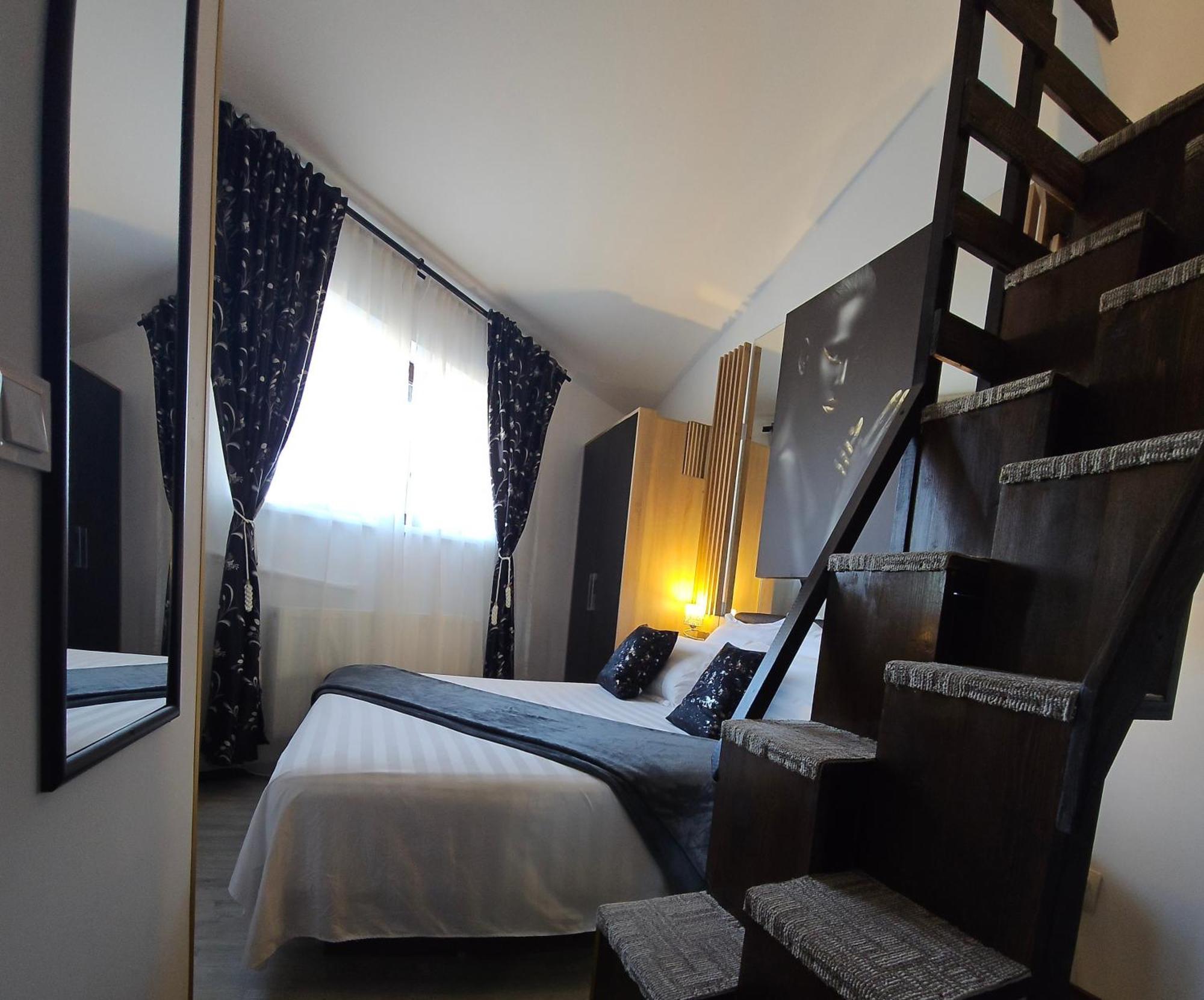 Theline Hotell Bucureşti Eksteriør bilde